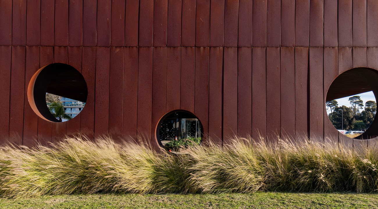 Hampton by Hilton jardines